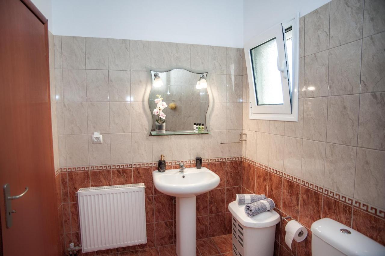 Nikos Apartments Spacious And Panoramic Аргостоліон Екстер'єр фото